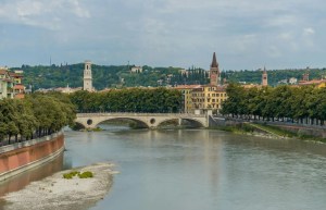 Overzicht van de stad in het artikel: Overnachten in Verona