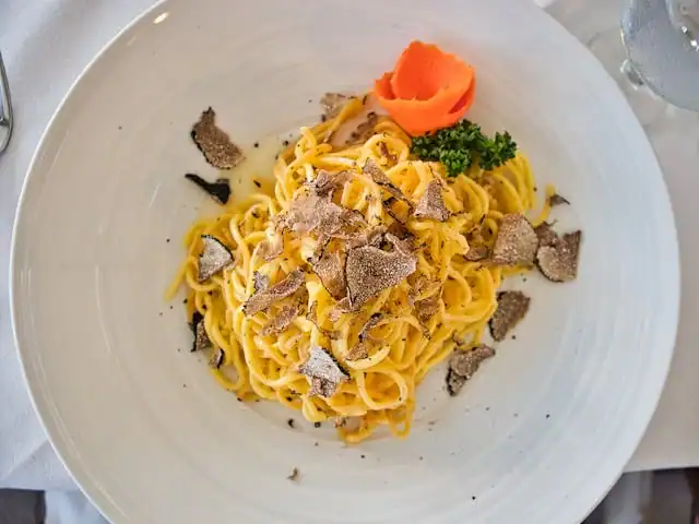 Pasta met zwarte truffel in Verona