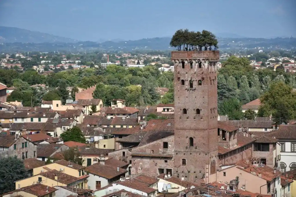 Torre Guinigi in Lucca