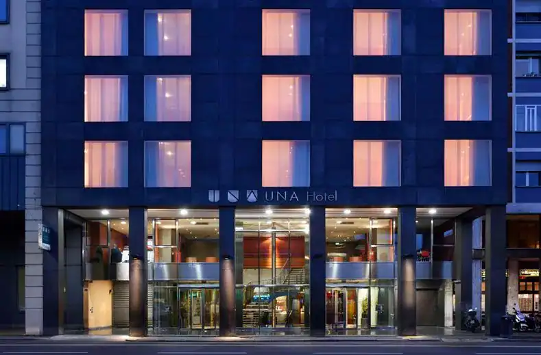 Voorgevel Unahotels Bologna Centro