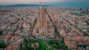 Bezienswaardigheden in Barcelona: buitenkant Sagrada Familia