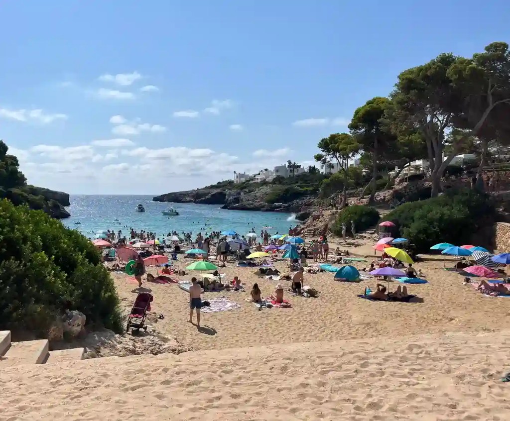 Cala Esmeralda strand in Cala d'Or