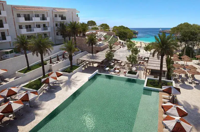 Hotels in Cala d'Or: zwembad van Inturotel Esmeralda Park