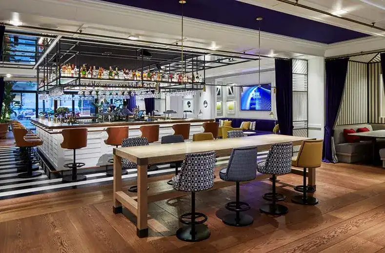 Bar in Seventy hotel Barcelona
